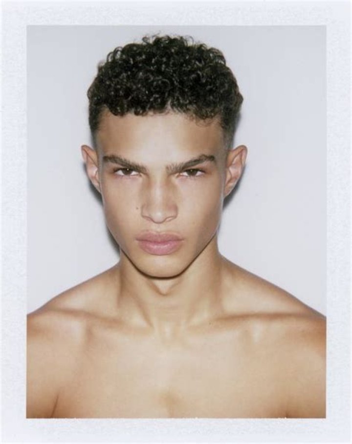 Model Noah Luis Brown Age And Height: Facts To Know