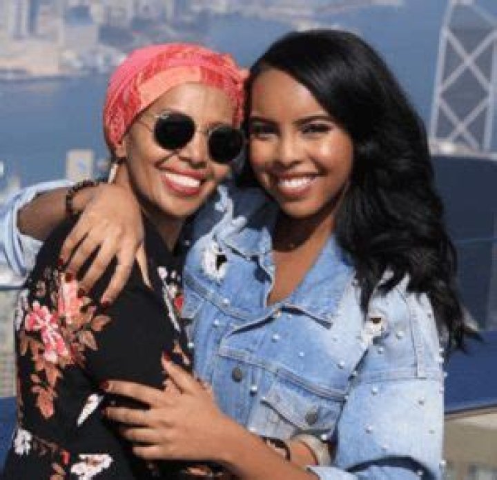 Mona Kosar Abdi Bio, Wiki, Age, Parents, Husband, Somali, Salary, and Net Worth.