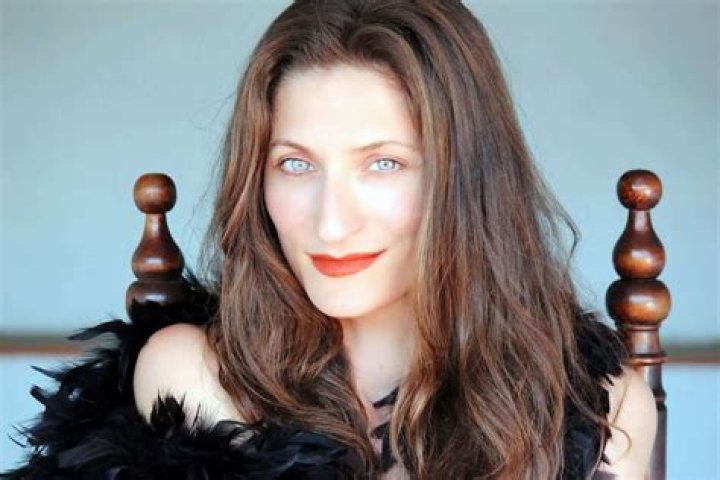 Montserrat Roig de Puig Height, Weight, Net Worth, Age, Birthday, Wikipedia, Who, Nationality, Biography