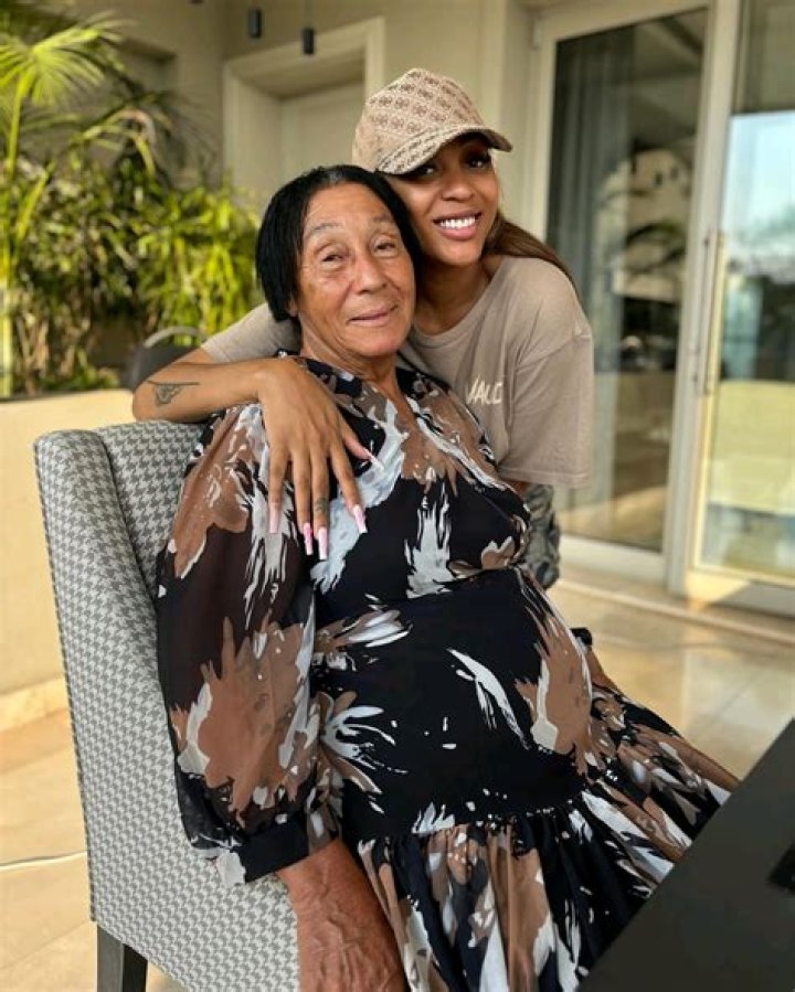 
Nadia Nakai Parents: Where Are They From? Family Ethnicity And Nationality- Pregnancy Rumours 