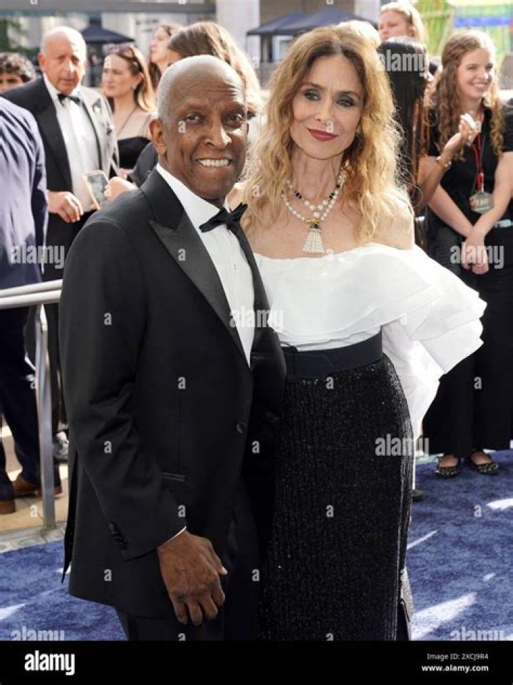 Nancy Harewood Net Worth, Income, Salary, Earnings, Biography