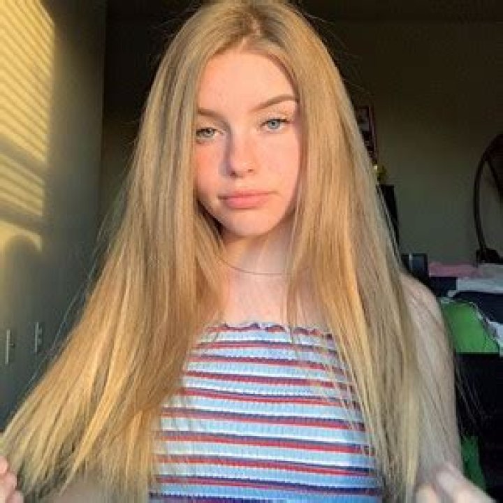 Naomiskyex Age, Bio, Wiki, Net worth, Height, Boyfriend or Single?