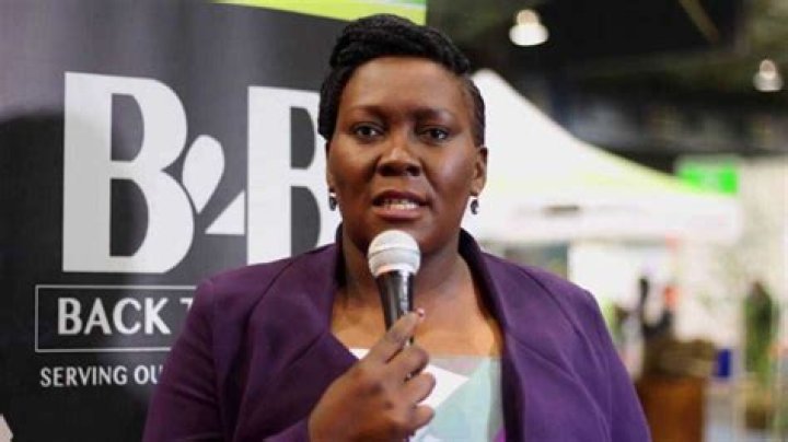 Napom Bio, Age, Family, Education, Relationship, Children, Career, Nationality, Net Worth, Measurements, Accomplishment, Facebook, Instagram, Twitter