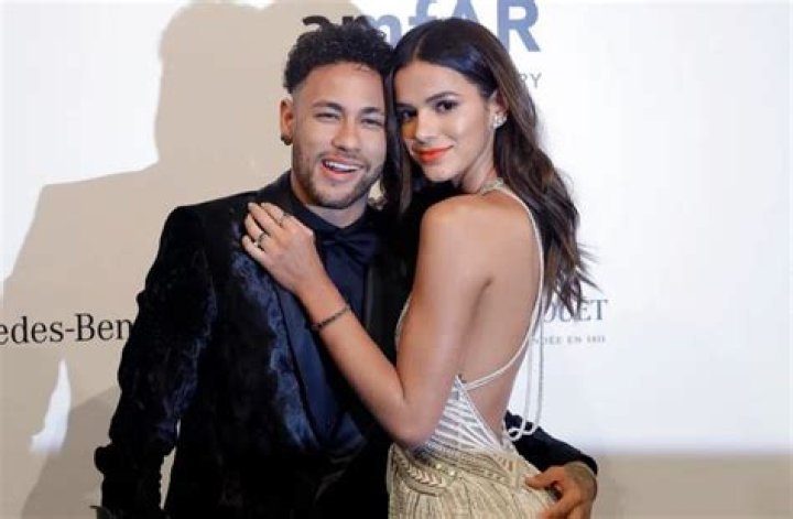 Neymar And Bruna Marquezine Break Up: Did Neymar Cheat On Her?