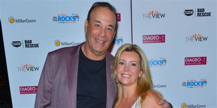 Nicole Taffer Bio Age, Husband, Daughter, Bar Rescue and Net Worth