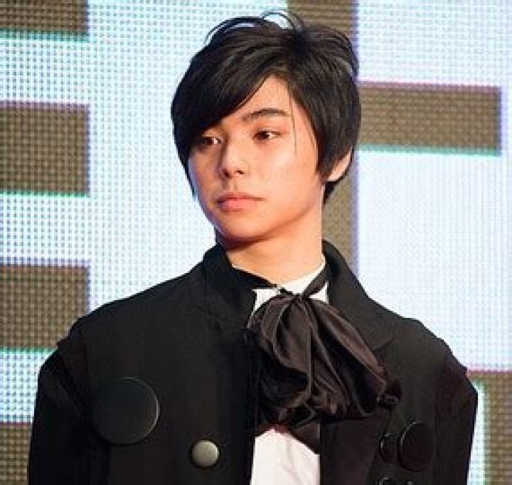 Nijiro Murakami Profile | Height, Net Worth, Movies, Ideal Type