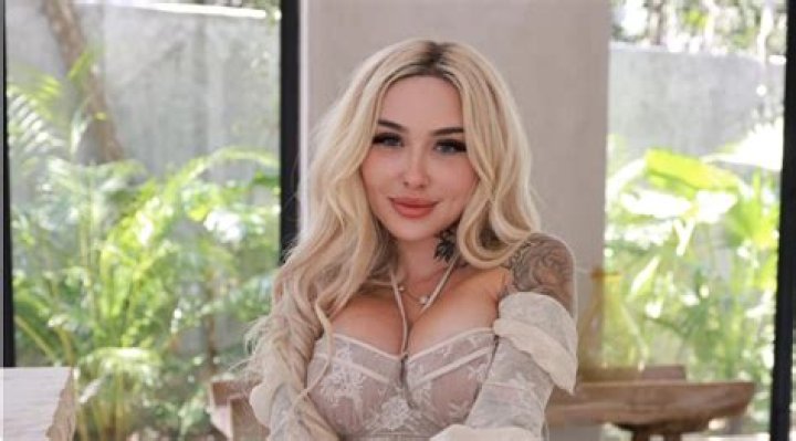 
Nikki Vianna Height, Weight, Net Worth, Age, Birthday, Wikipedia, Who, Nationality, Biography 