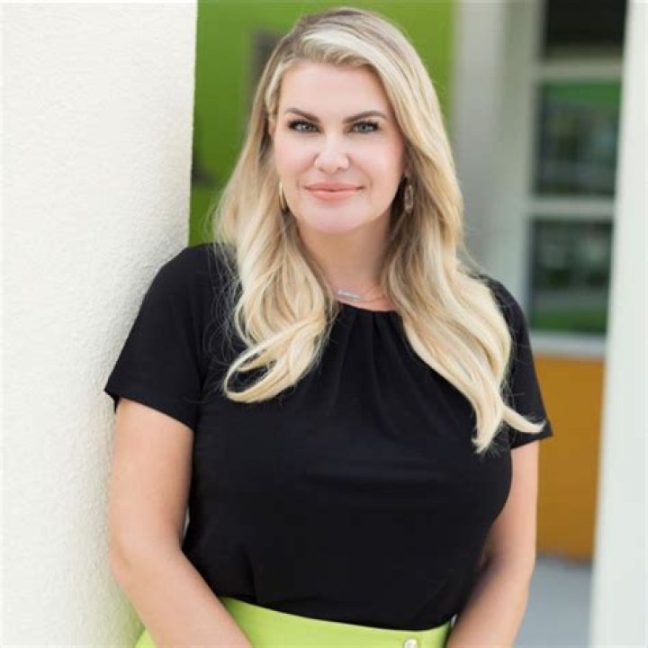 Nina Harrelson Bio, Age, Married, WREG3, Salary, Instagram and Salvation Army