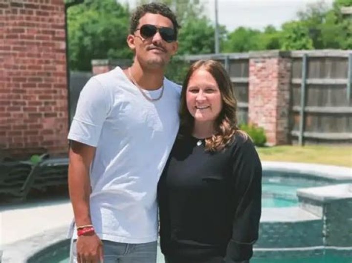 No, Rayford Young Is Not Gay – Sexuality Rumors and Gender Revealed