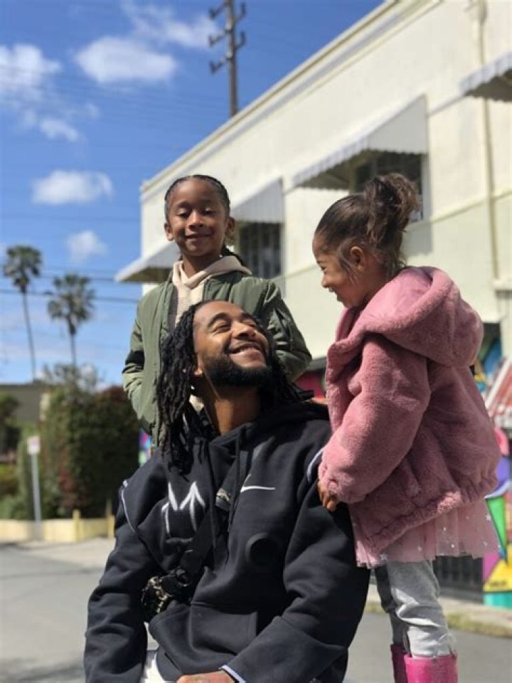 Omarion (Singer) Biography, Wiki, Girlfriend, Children, Net Worth, Age, Height, Weight, Career