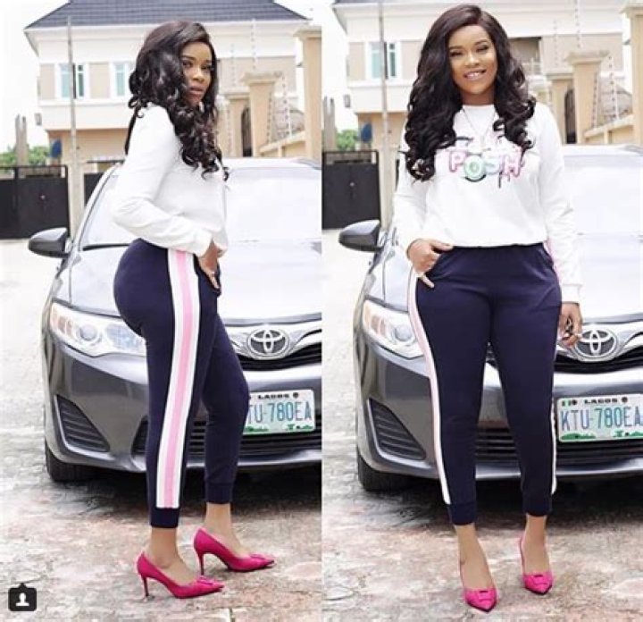 
Onyi Alexx Flaunts Her Gorgeousness as She Dazzled in New Post 