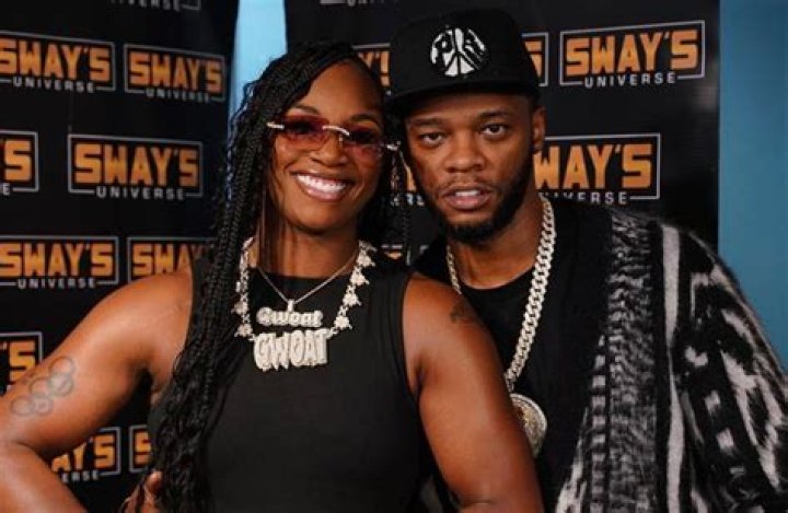 Papoose: Wife, net worth, tattoos, smoking & body facts