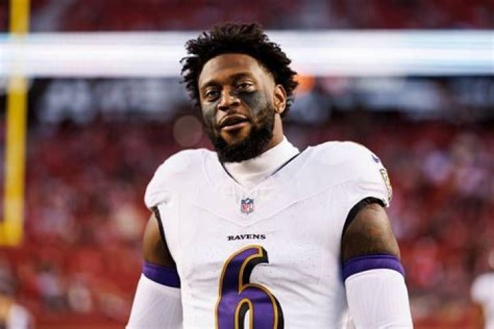 Patrick Queen Contract, Salary, Height, Age, Jersey Number, Weight, Madden Rating, Draft