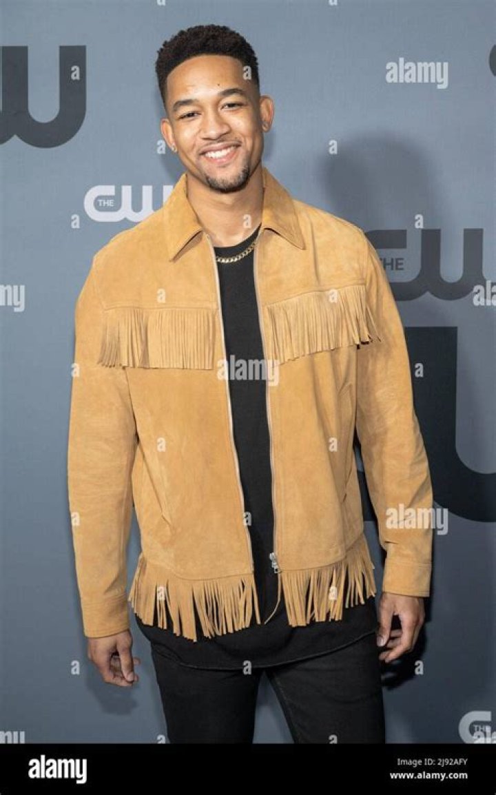 Peyton Alex Smith Height, Weight, Net Worth, Age, Birthday, Wikipedia, Who, Nationality, Biography