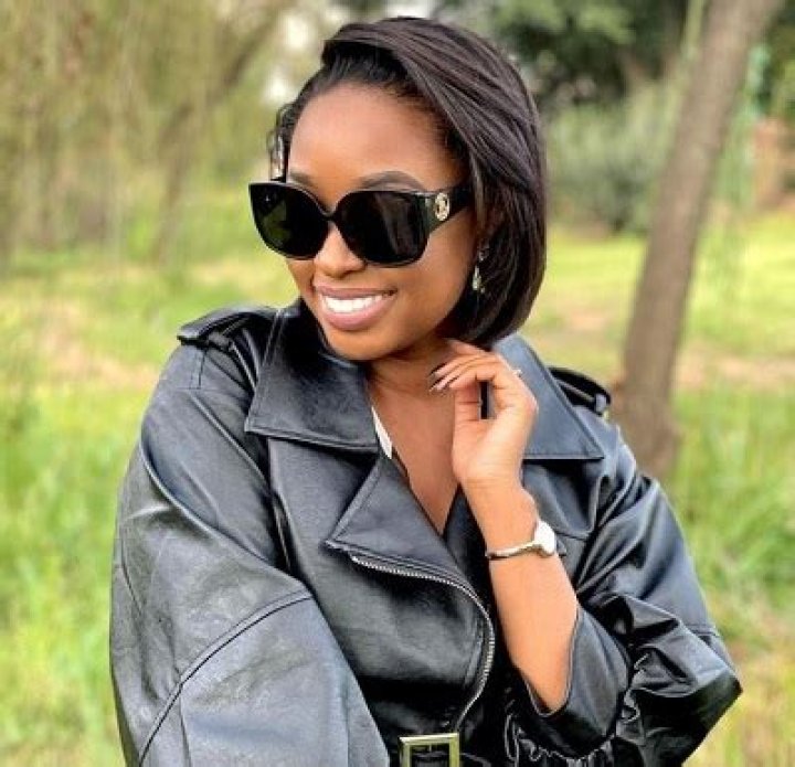 Phuti Khomo Height, Weight, Net Worth, Age, Birthday, Wikipedia, Who, Nationality, Biography