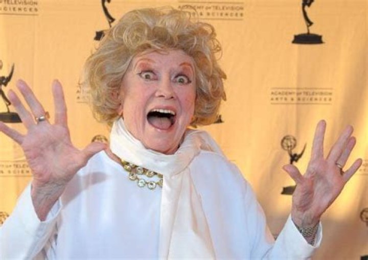 Phyllis Diller’s Net Worth, Biography, Career, Awards, Fact and Life Story
