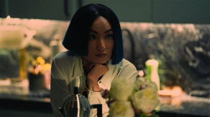 Poppy Liu i: Age, Birthday, Height, Net Worth, Wiki, Biography, Sister, Lucy Liu, Parents, Dating, Queer