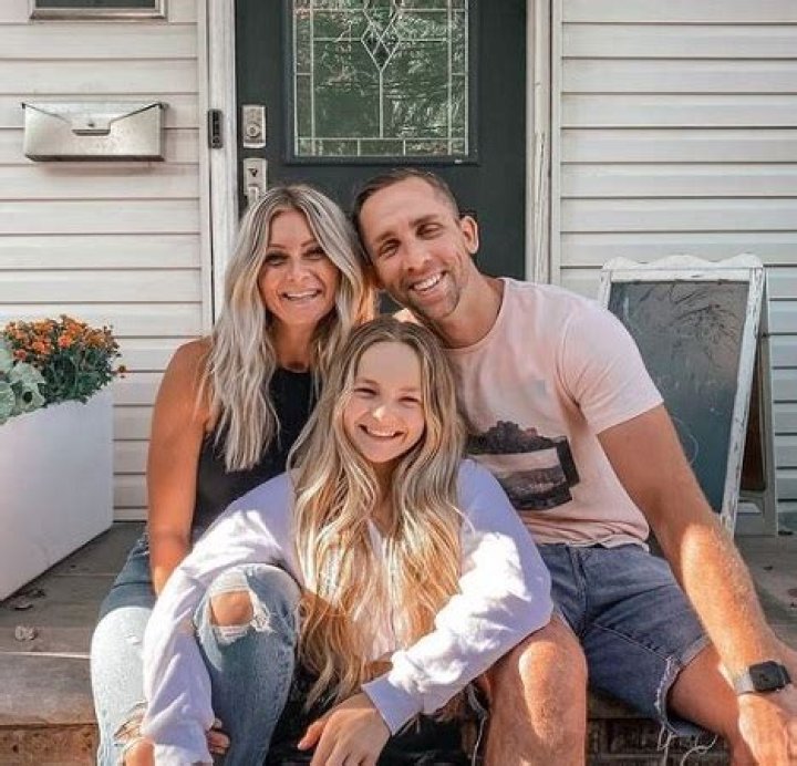 Pressley Hosbach [Dancer] Age Wiki, Biography Parents and Instagram, Birthday Facts