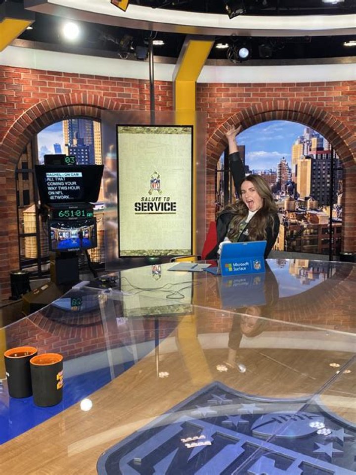 Rachel Bonnetta Is Hosting Good Morning Football, Explore Her Instagram Pictures