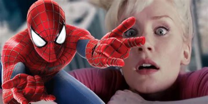 
Raimi’s Spider-Man 2 Killed Gwen Stacy In Original Movie Writer’s Plans 