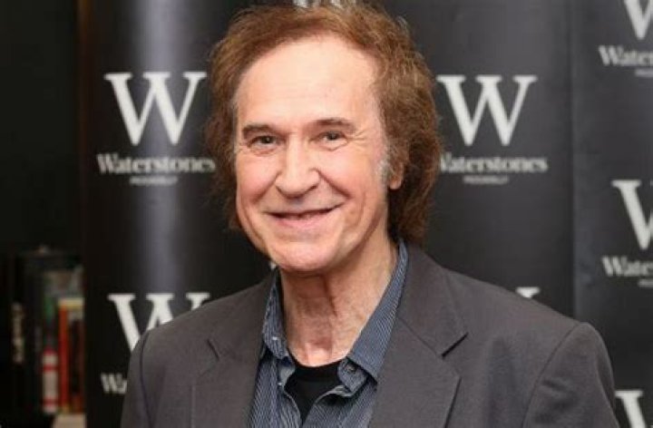 Ray Davies Net Worth: How rich is Ray Davies worth?
