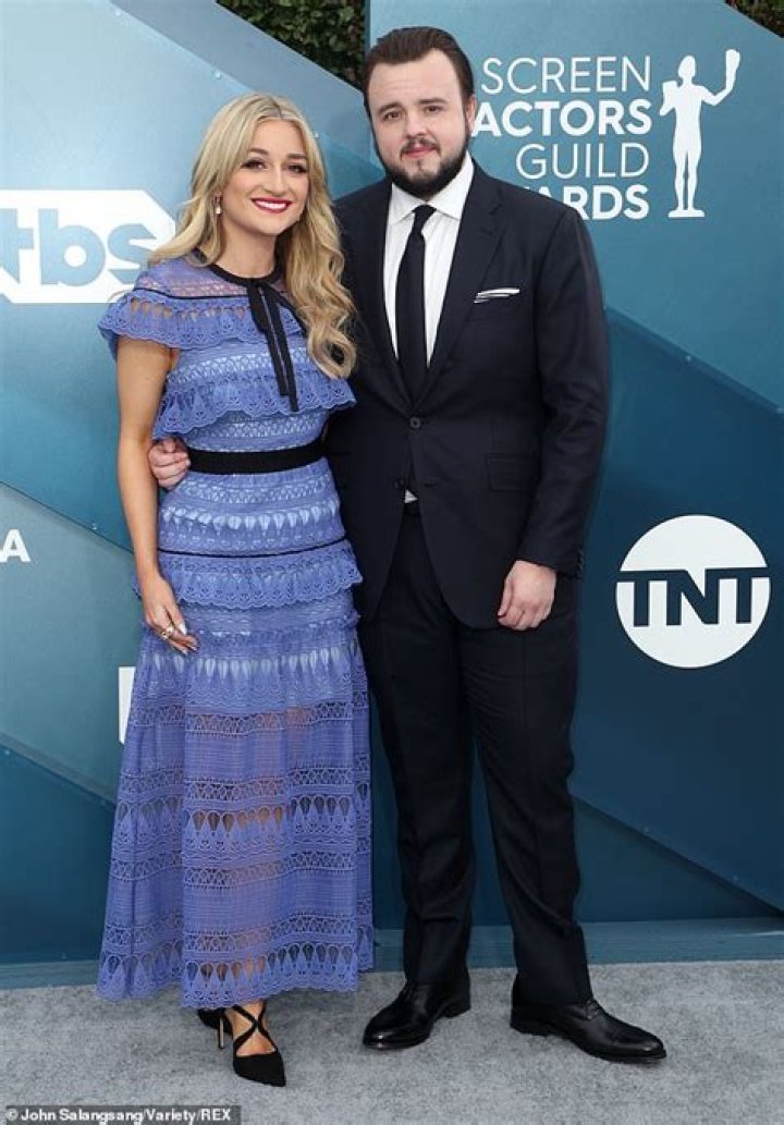 Rebecca April May Instagram Bex April May Age, Wiki, Bio – John Bradley Girlfriend