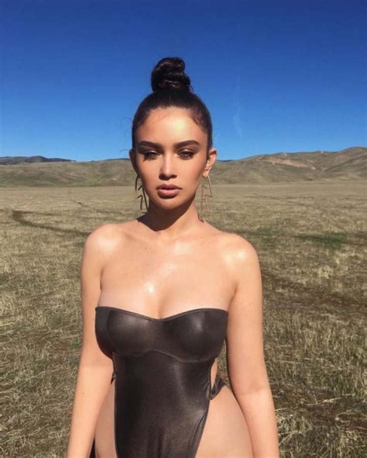 Revealing Truths About Sabrina Claudio’s Age, Ethnicity & Personal Life