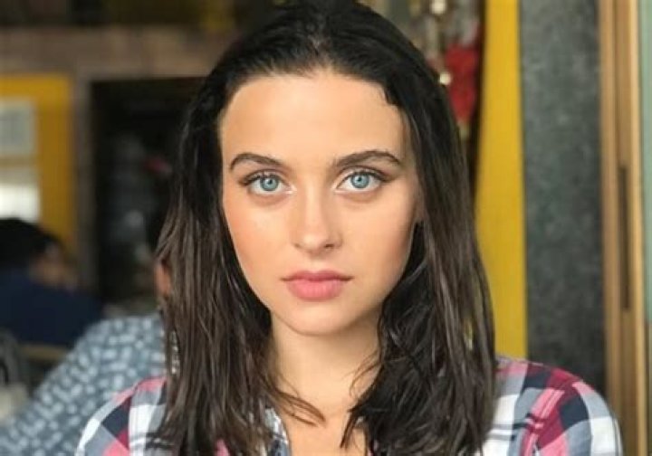 
Ri Djavi Alexandra Height, Weight, Net Worth, Age, Birthday, Wikipedia, Who, Nationality, Biography 