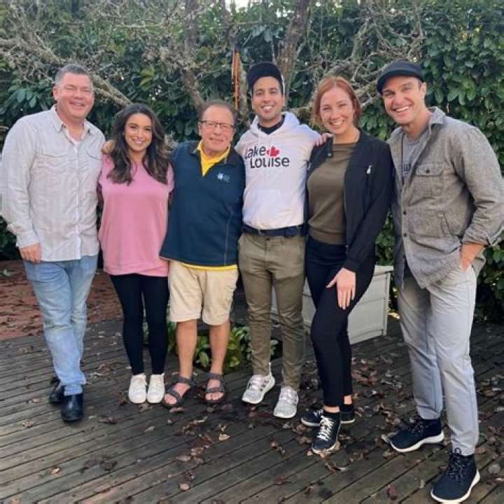 Rich Marriott King 5 Net Worth, Wife, Height, Age, Salary, Wiki, Bio