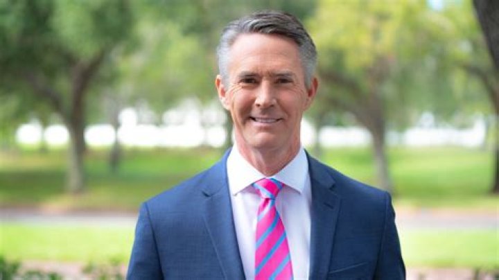 Rick Elmhorst Bio, Age, Height, Wife, Salary, Net Worth, Spectrum Bay News 9