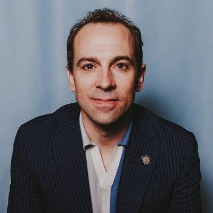 Rob McClure Height, Weight, Net Worth, Age, Birthday, Wikipedia, Who, Instagram, Biography
