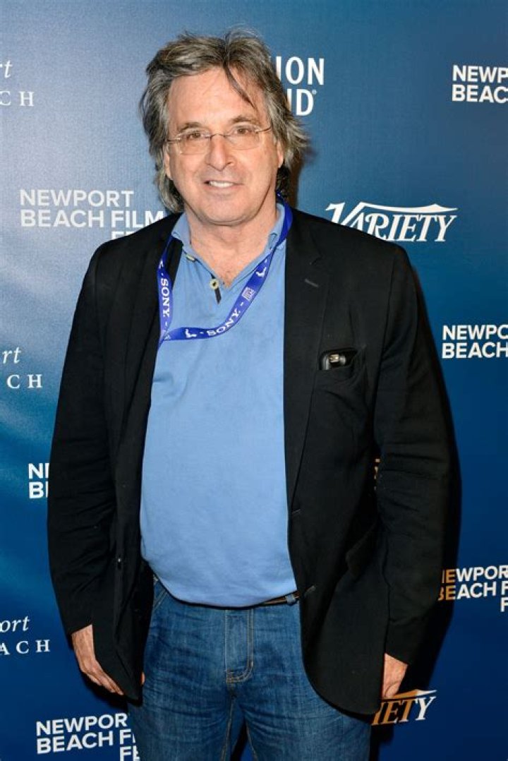 Robert Carradine’s Net Worth Is More Than $300 Thousand -How Rich Is He?