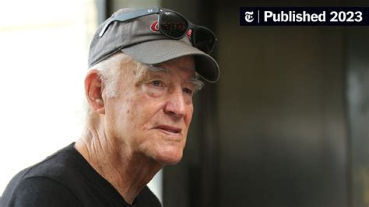 Robert Irwin (artist) obituary & net worth at death