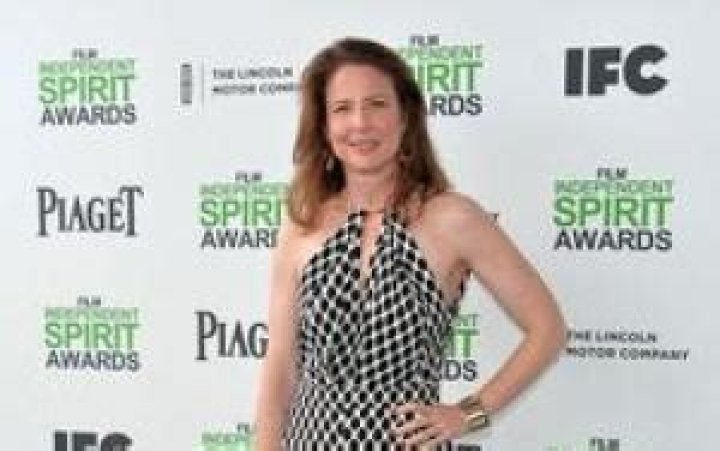 Robin Weigert – Biography, Husband, Is She a Lesbian or Gay? Learn More