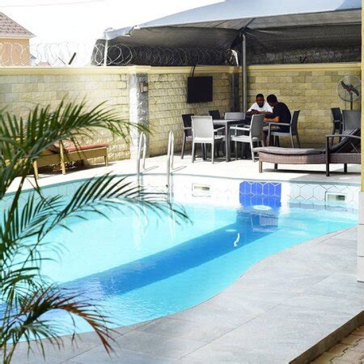 Royale Pruriel Hotels, Kubwa