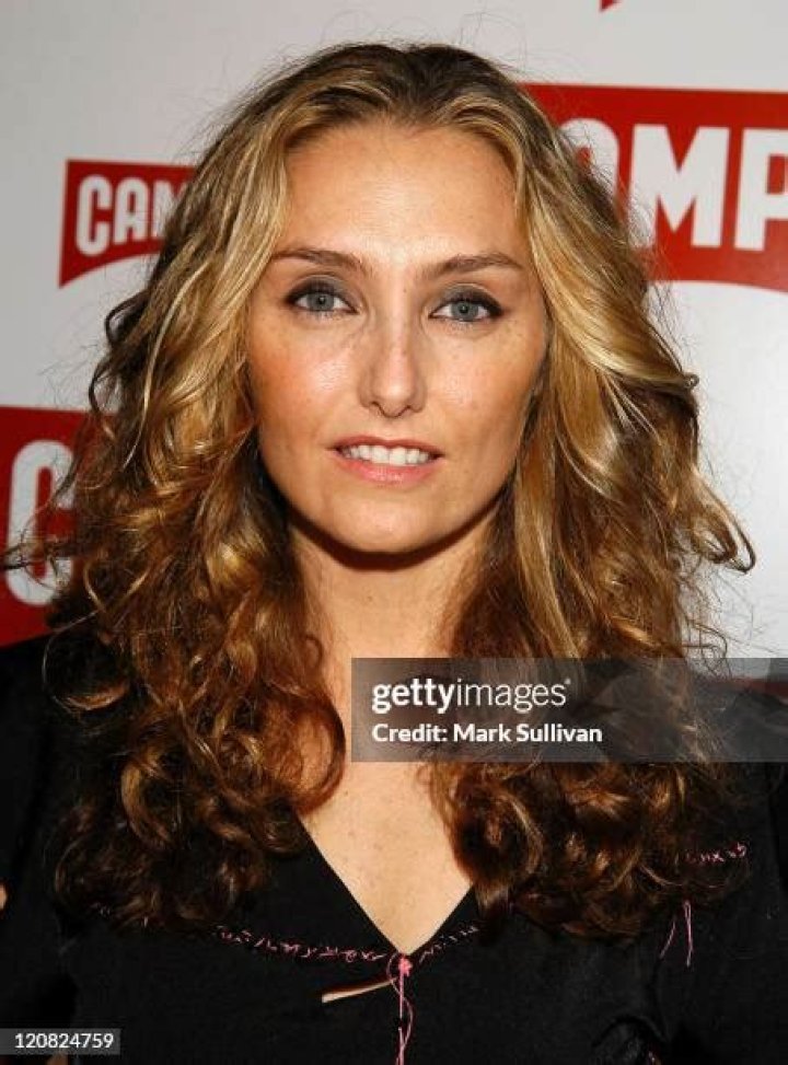 Ruthanna Hopper’s biography, net worth, fact, career, awards and life story