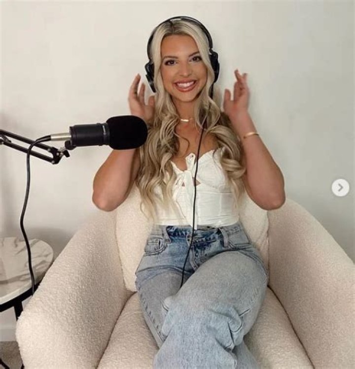 Ryleigh McClure Height, Weight, Net Worth, Age, Birthday, Wikipedia, Who, Instagram, Biography