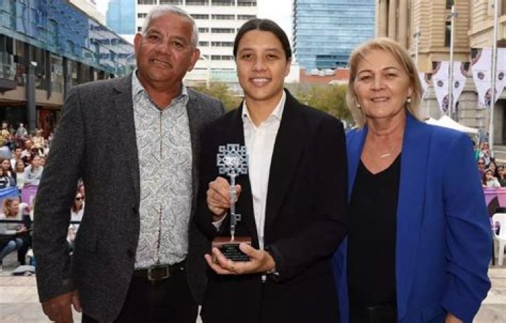 Sam Kerr Parents: Who Are Roger Kerr & Roxanne Kerr? Ethnicity – Indigenous Heritage