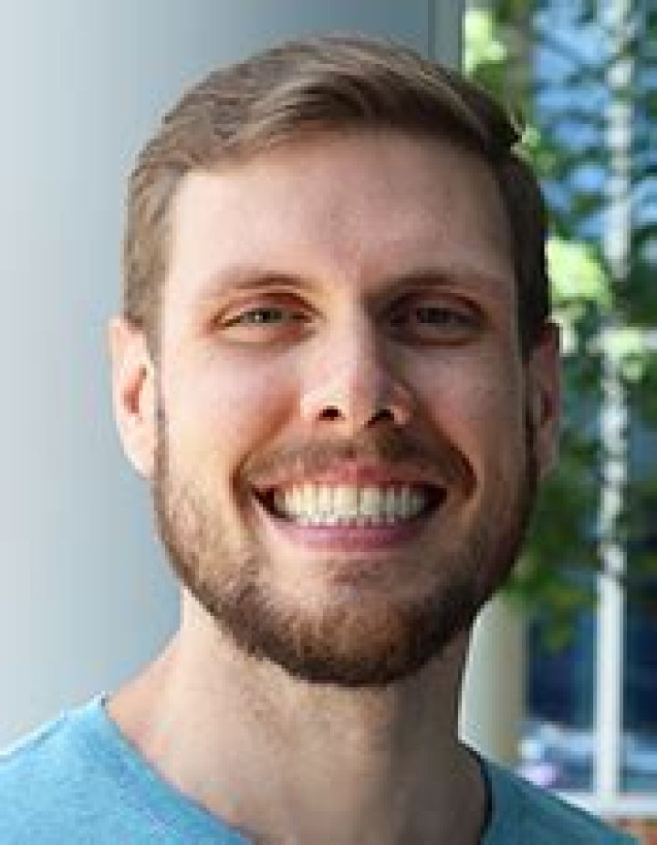 
Sam Van Fossen Height, Weight, Net Worth, Age, Birthday, Wikipedia, Who, Nationality, Biography 