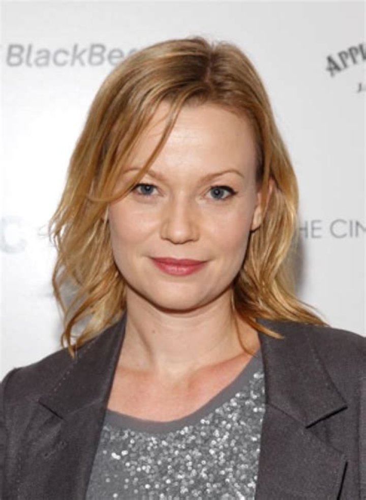 Samantha Mathis Bio, Wiki, Age, Parents, Husband, Movies, Billions and Net Worth