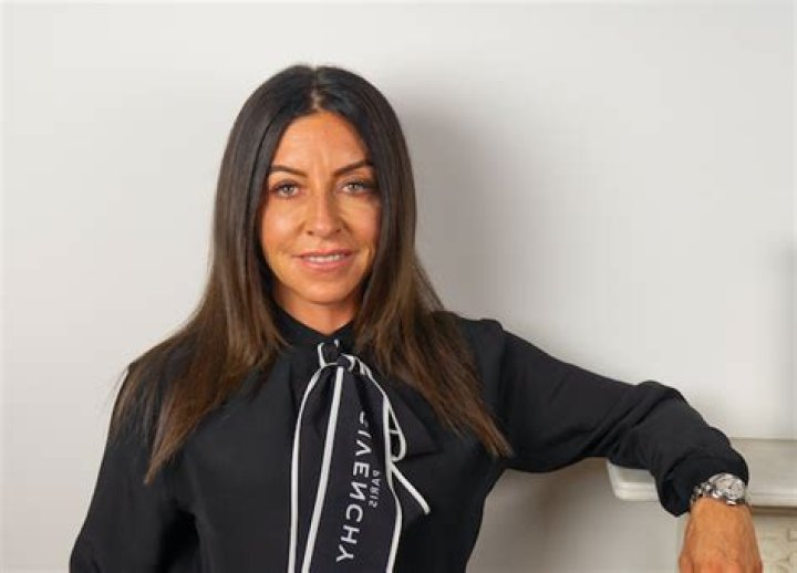 Sarah Lomas Net Worth: 10 Facts On Reviv CEO