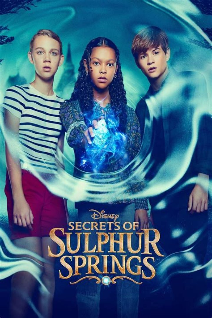 Secrets of Sulphur Springs: Who Is Elle Graham? Meet The Actress On Instagram