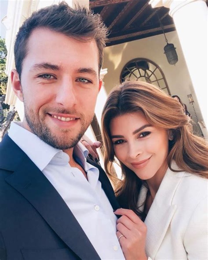 Shiva Safai Husband: Know About Her Net, Worth, Boyfriend and Birthday