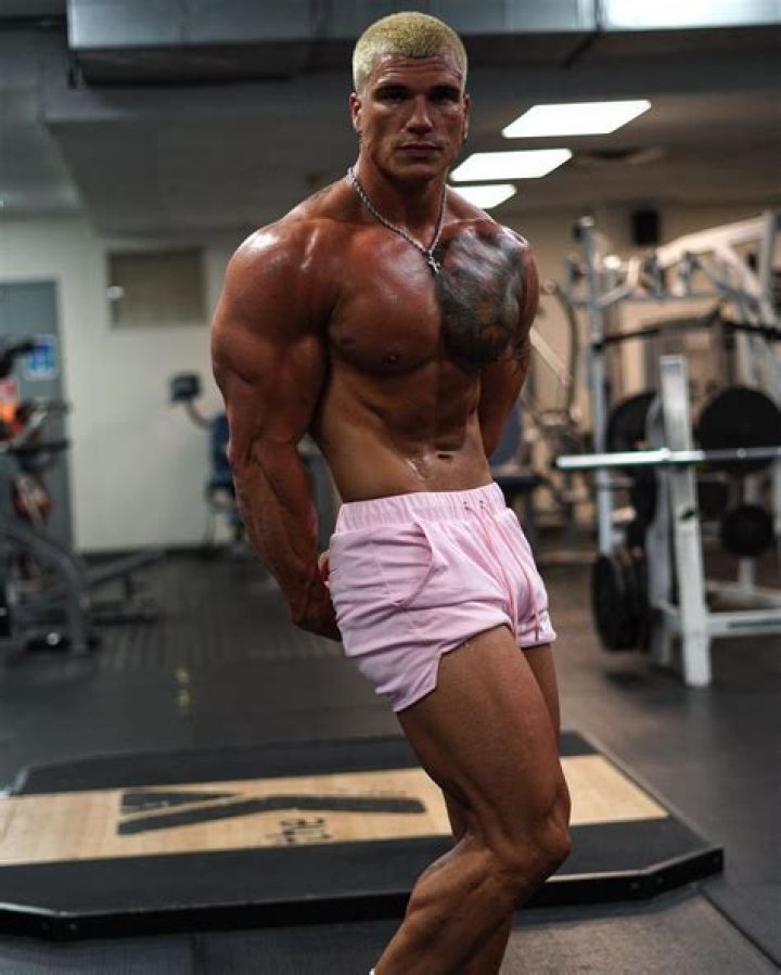 Shizzy Taff Height, Weight, Net Worth, Age, Birthday, Wikipedia, Who, Nationality, Biography