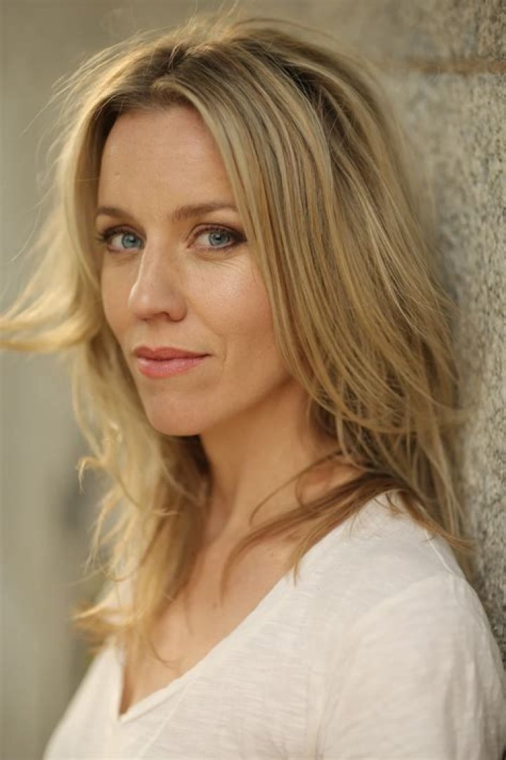 Simone McAullay Bio, Wiki, Age, Family, Husband, Movies, TV Shows and Net Worth