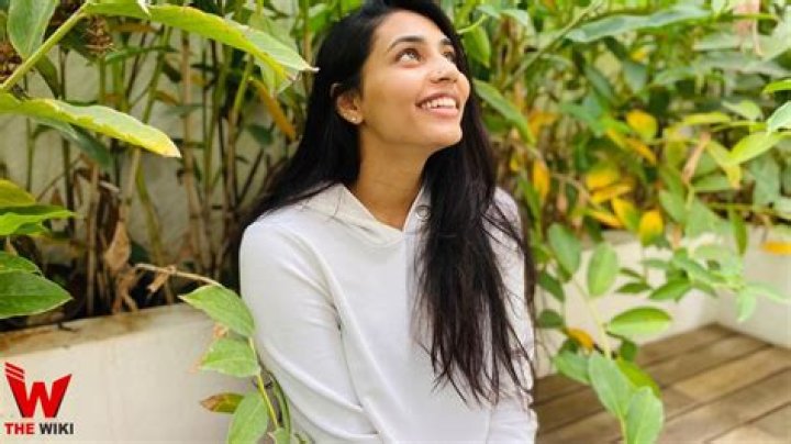 
Sonu Srivastava Gowda Height, Weight, Net Worth, Age, Birthday, Wikipedia, Who, Nationality, Biography 