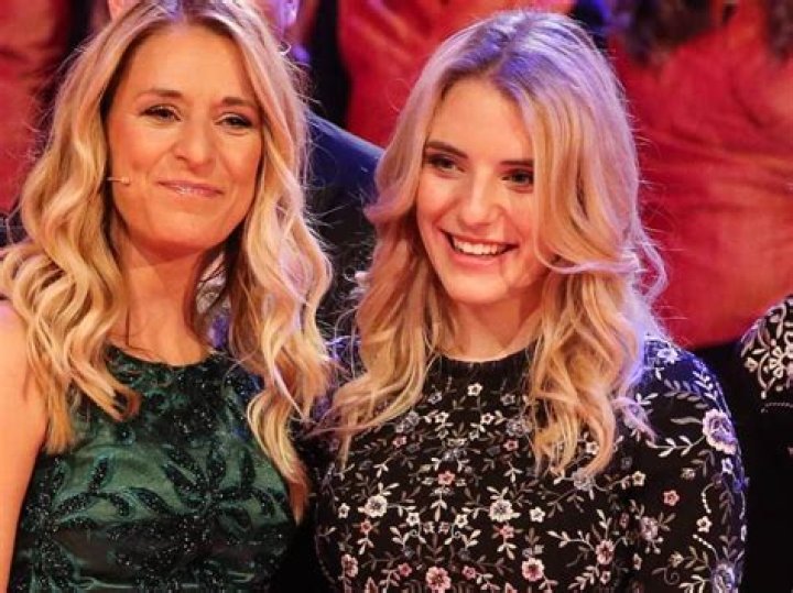Stefanie Hertel’s Daughter Johanna Mross Is Also A Singer, How Old Is She?