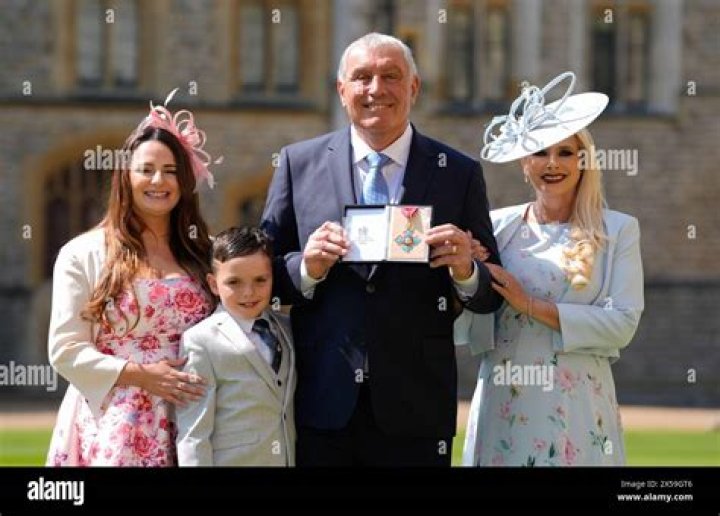 Steph Shilton Age: Learn Everything On Peter Shilton Wife