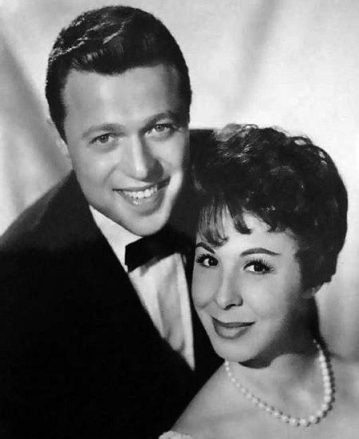 Steve Lawrence Height, Weight, Net Worth, Age, Birthday, Wikipedia, Who, Nationality, Biography