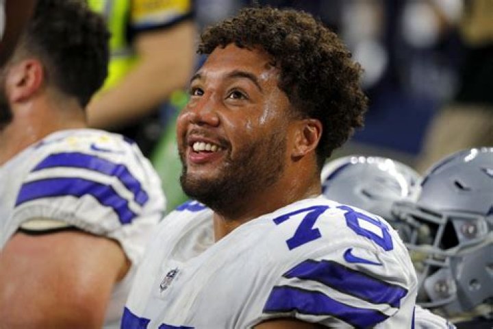 Terence Steele Contract, Salary, Net Worth, College, High School, Place Of Birth, Draft, PFF, Madden Rating, Height And Weight